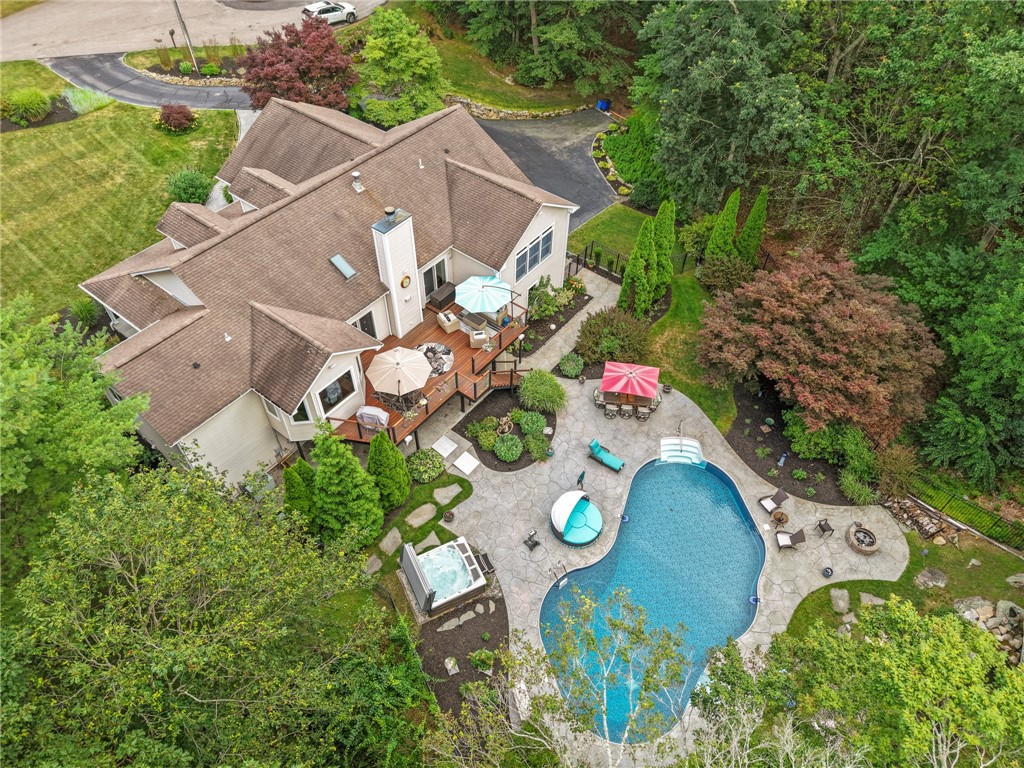 21 Gentry Farms Road Coventry, RI 02816 - Photo 4 of 50 aerial backyard
