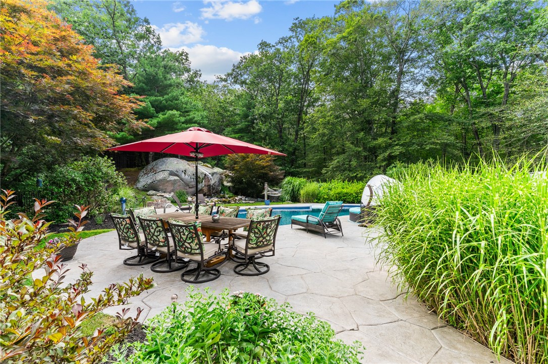 21 Gentry Farms Road Coventry, RI 02816 - Photo 44 of 50