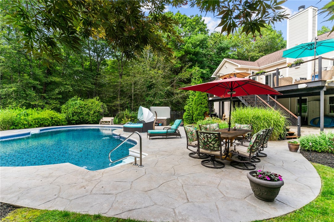 21 Gentry Farms Road Coventry, RI 02816 - Photo 45 of 50