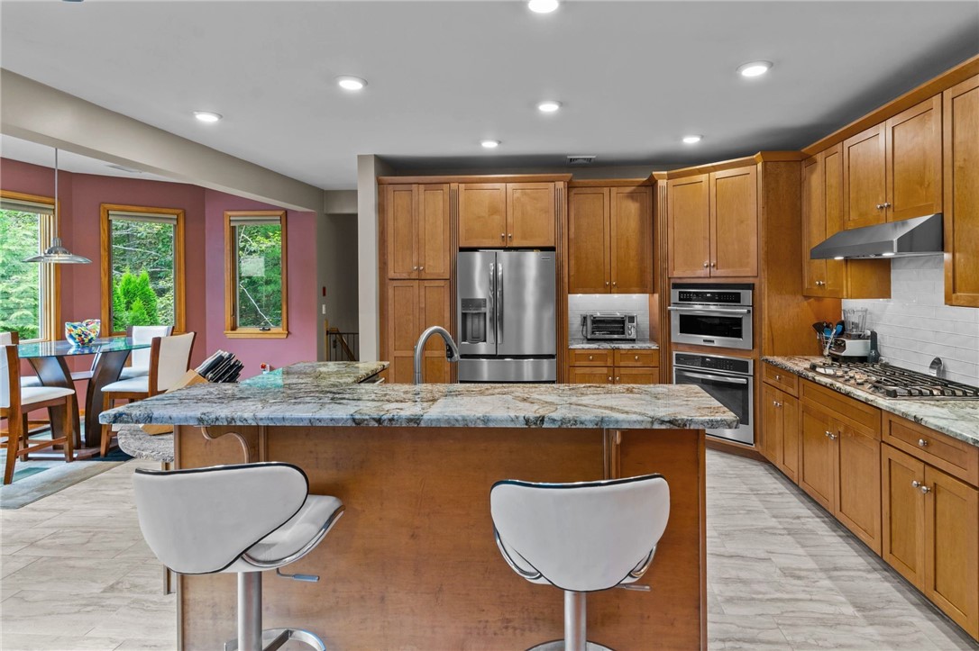 21 Gentry Farms Road Coventry, RI 02816 - Photo 10 of 50