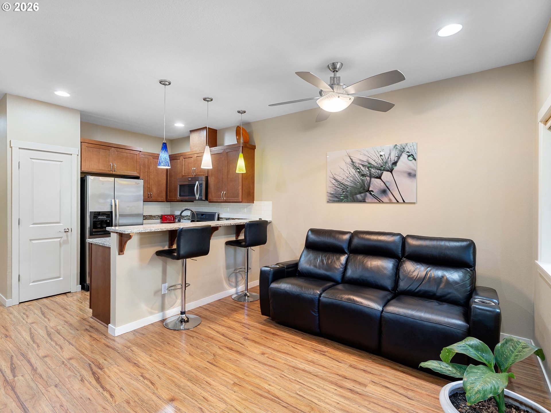 11352 Southwest Hallmark Terrace Tigard, OR 97223 - Photo 9 of 29 Living Room