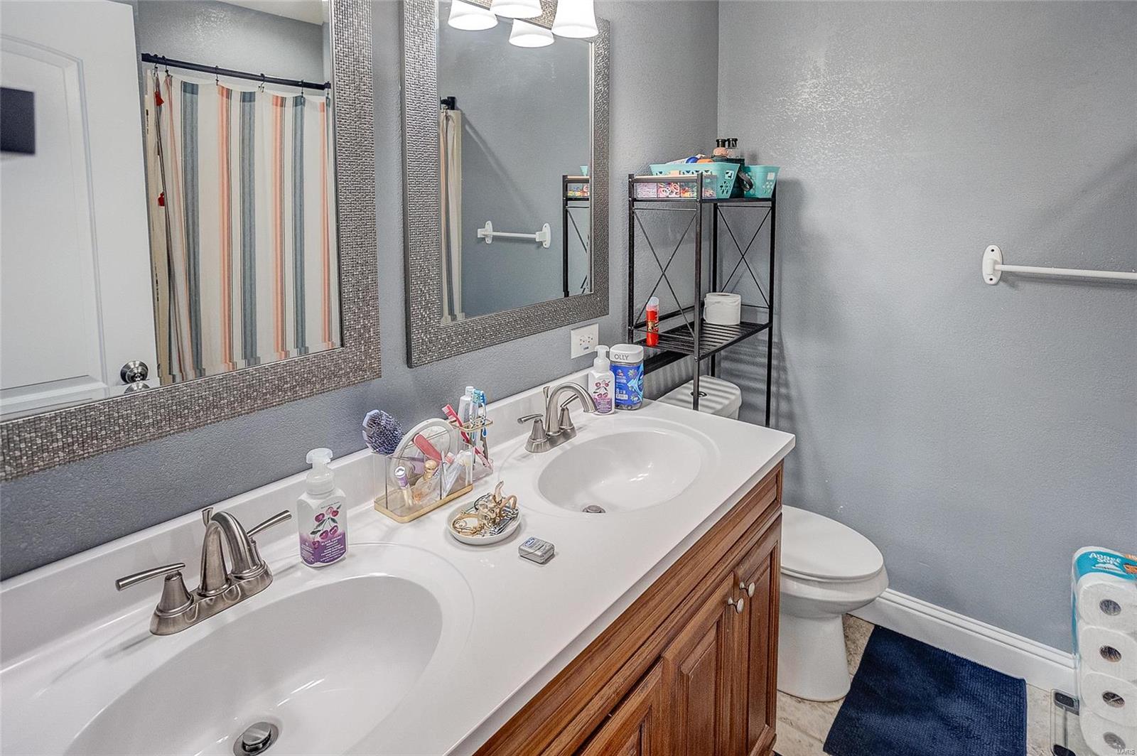 309 Arrowhead Drive Troy, IL 62294 - Photo 23 of 37