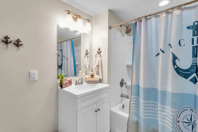 $369,900 | 4920 Slayton Road, Jackson, MI 49201