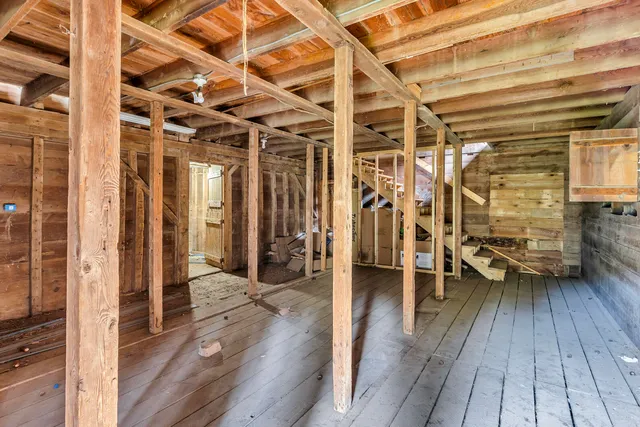 $369,900 | 4920 Slayton Road, Jackson, MI 49201