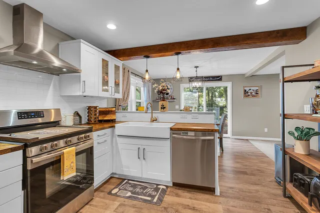 $369,900 | 4920 Slayton Road, Jackson, MI 49201