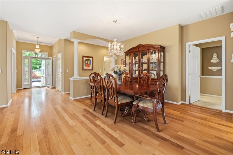 43 Renaissance Boulevard Somerset, NJ 08873 - Photo 5 of 43