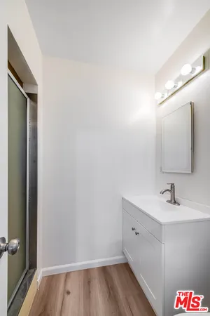 $1,075,000 | 16851 Weddington Street, Encino, CA 91436