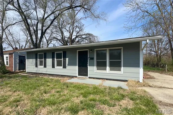 $99,500 | 44 East Adams Drive, Cahokia, IL 62206