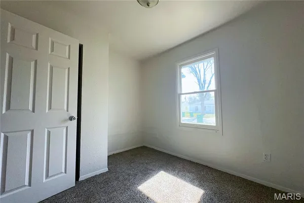 $99,500 | 44 East Adams Drive, Cahokia, IL 62206