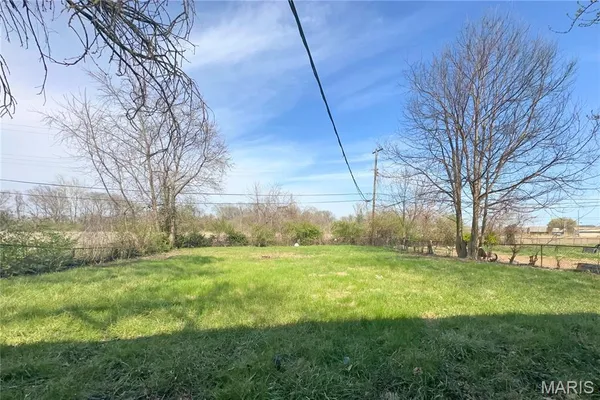 $99,500 | 44 East Adams Drive, Cahokia, IL 62206