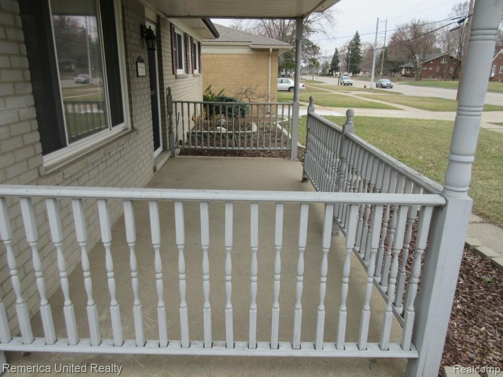 27822 Ryan Road Warren, MI 48092 - Photo 20 of 22