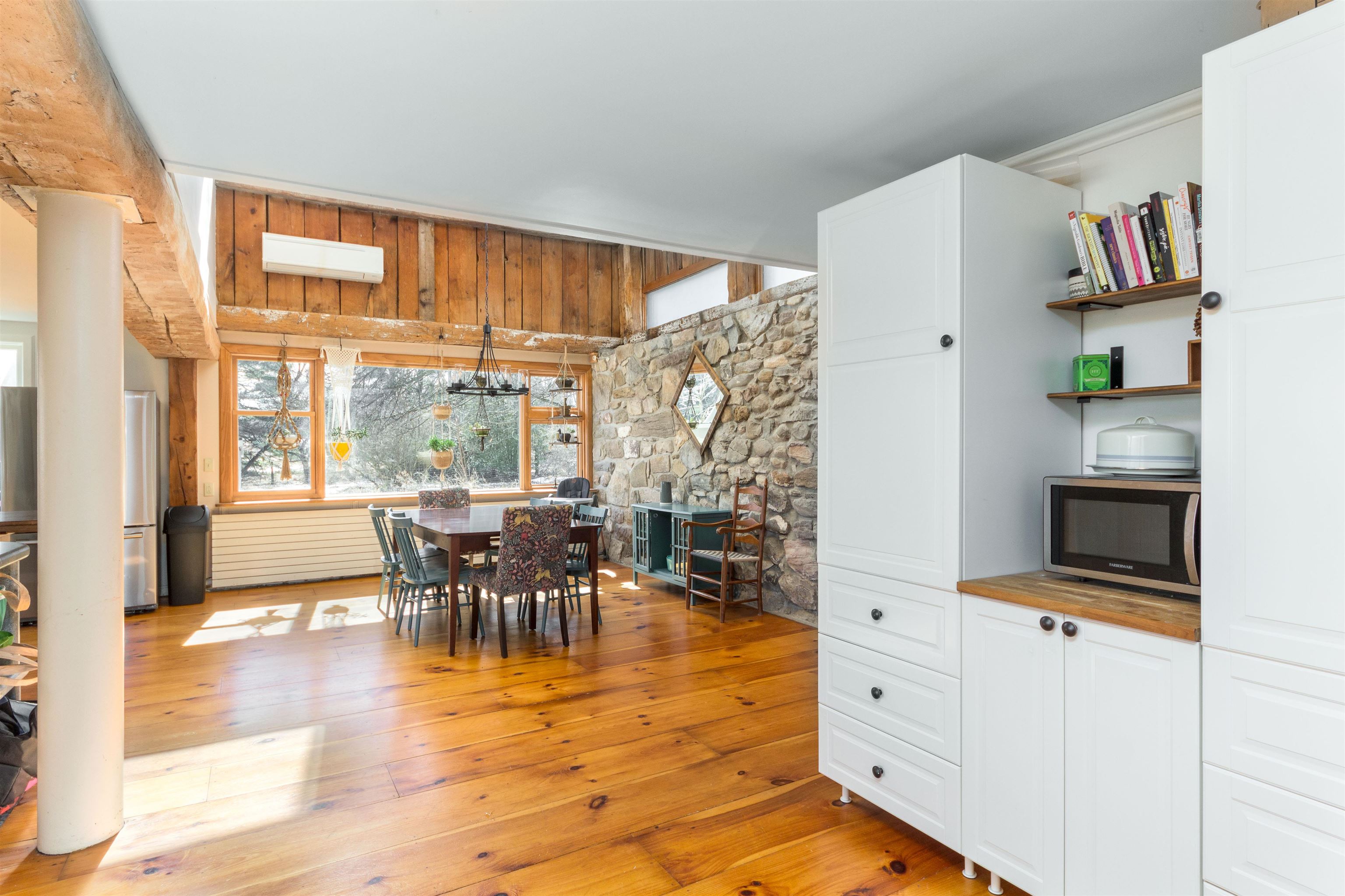 4003 Greenbush Road Charlotte, VT 05445 - Photo 6 of 40 Gallery Image 6