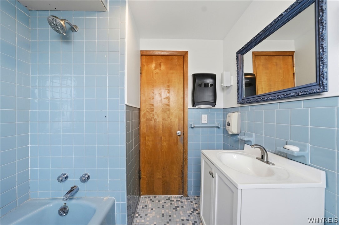 3577 Harlem Road Cheektowaga, NY 14225 - Photo 30 of 50