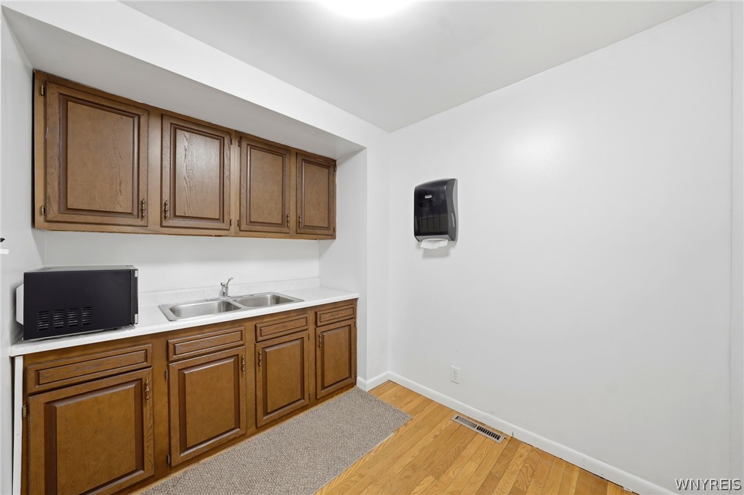 3577 Harlem Road Cheektowaga, NY 14225 - Photo 36 of 50