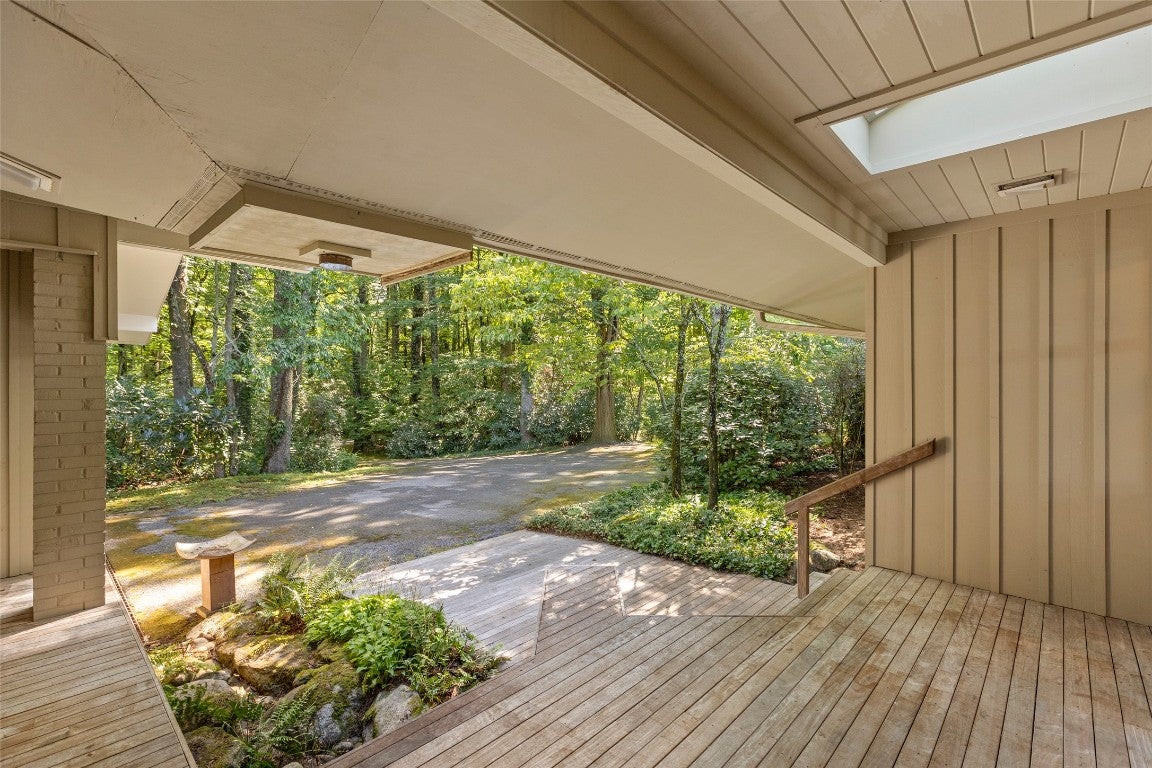 240 Laurel Heights Road Highlands, NC 28741 - Photo 5 of 49 Gallery Image 5