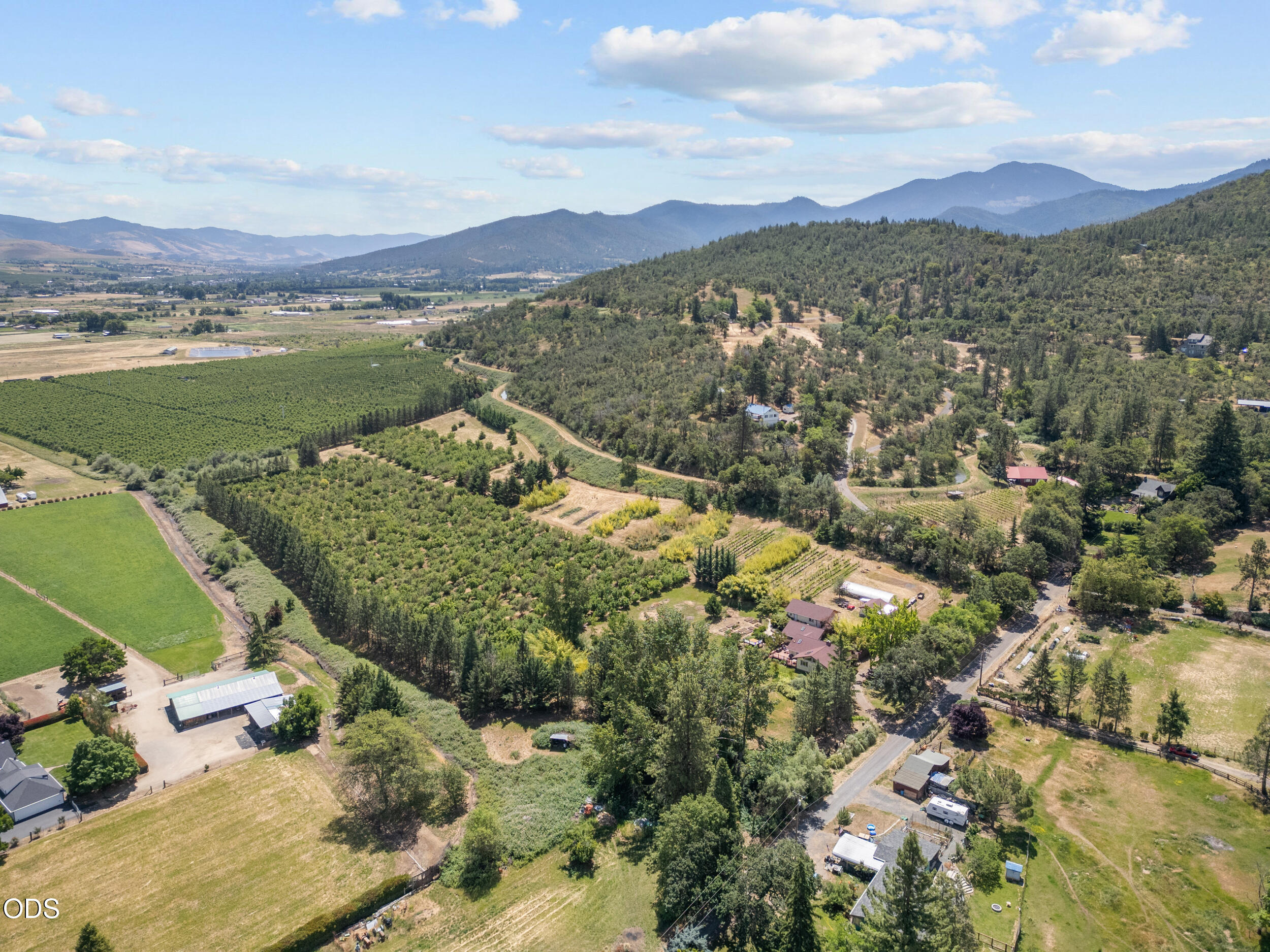 255 Carmen Road Talent, OR 97540 - Photo 51 of 56