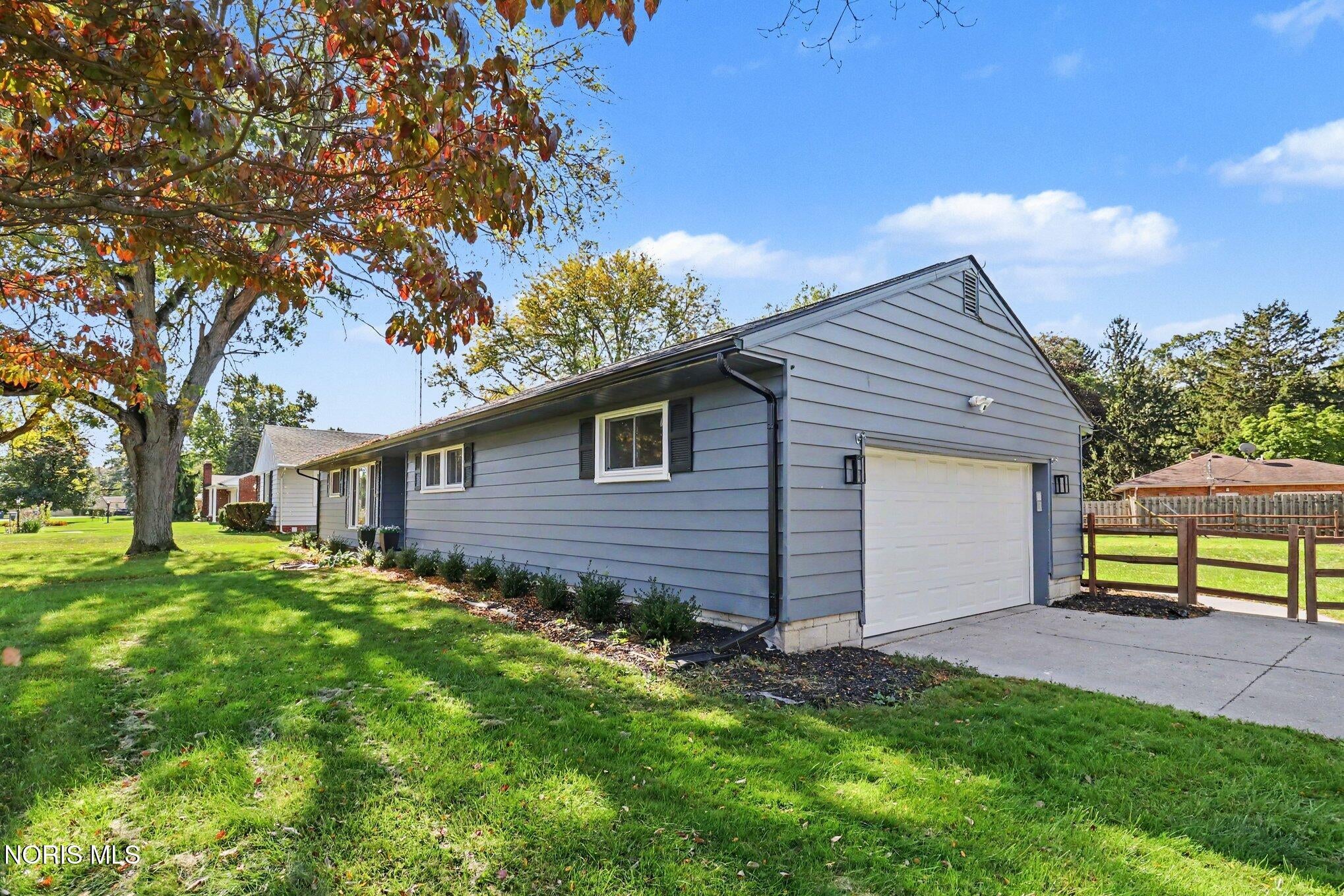 1206 Westgate Road Toledo, OH 43615 - Photo 2 of 25 Gallery Image 2