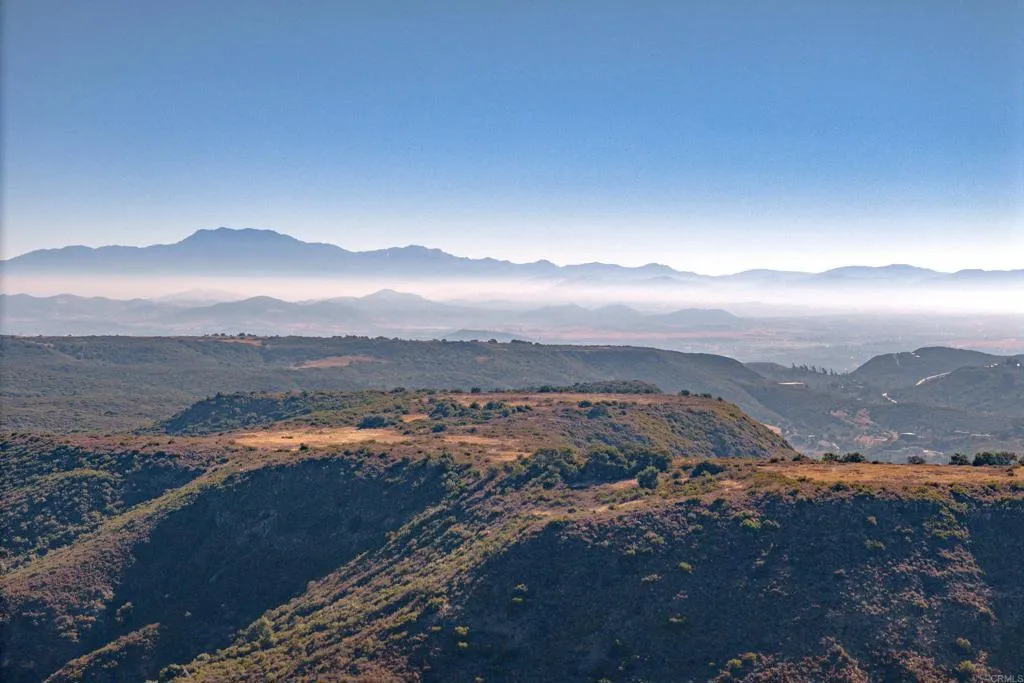 27 El Calamar Road Temecula, CA 92590 - Photo 25 of 33