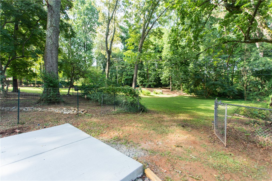 108 Ridgeview Drive Clemson, SC 29631 - Photo 8 of 23