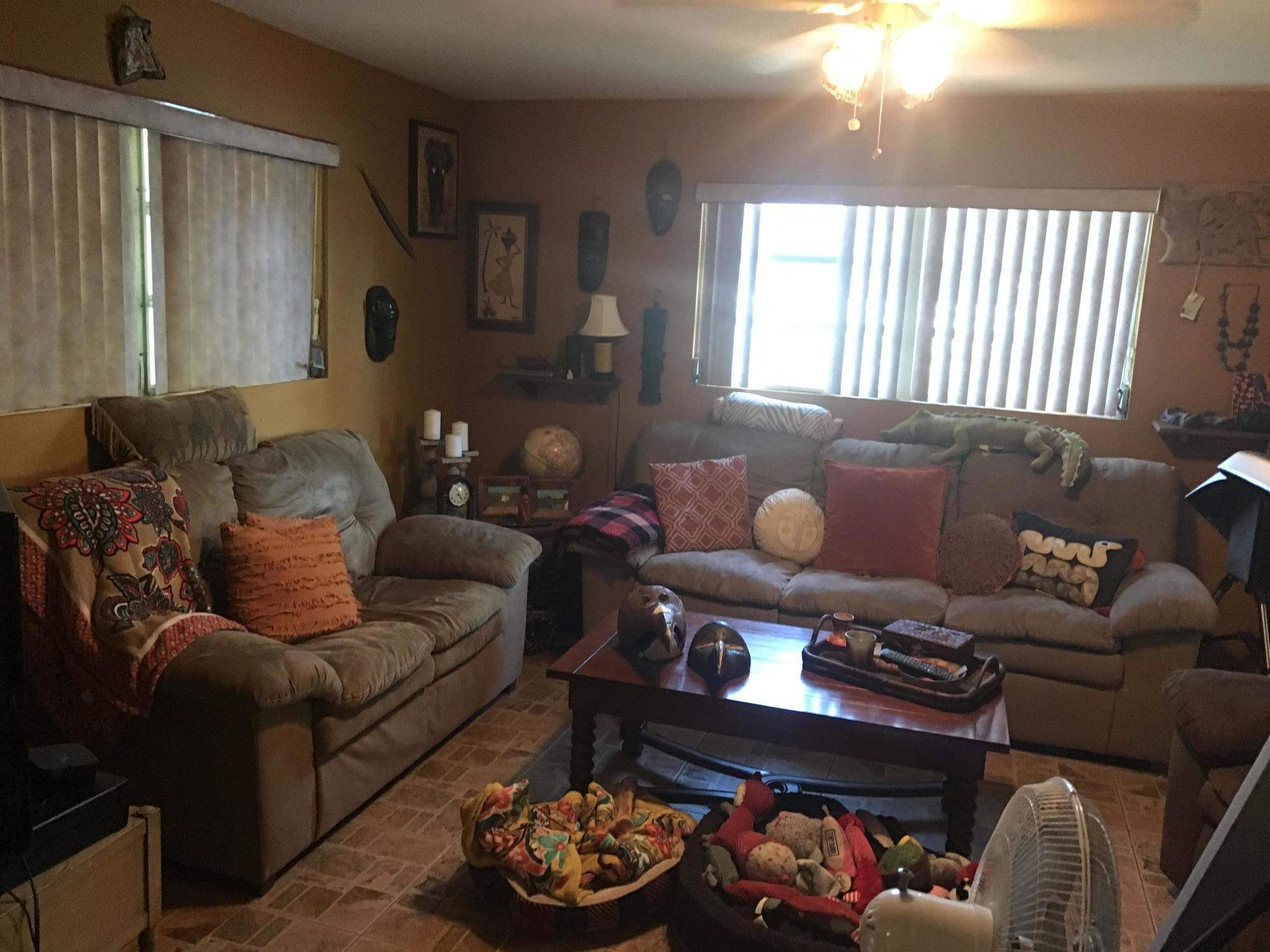 5327 Buchanan Road Delray Beach, FL 33484 - Photo 11 of 18 B7AA80F2-88D8-4049-A702-7571CF3C80A7