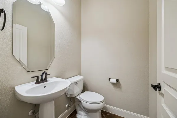 $3,400 | 5902 Chatham Cove, Missouri City, TX 77459