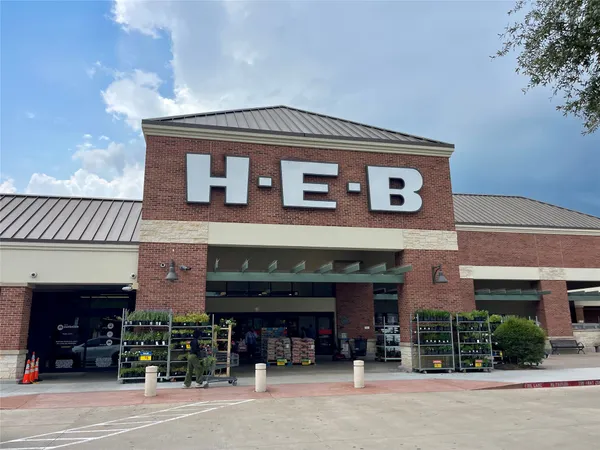 $3,400 | 5902 Chatham Cove, Missouri City, TX 77459