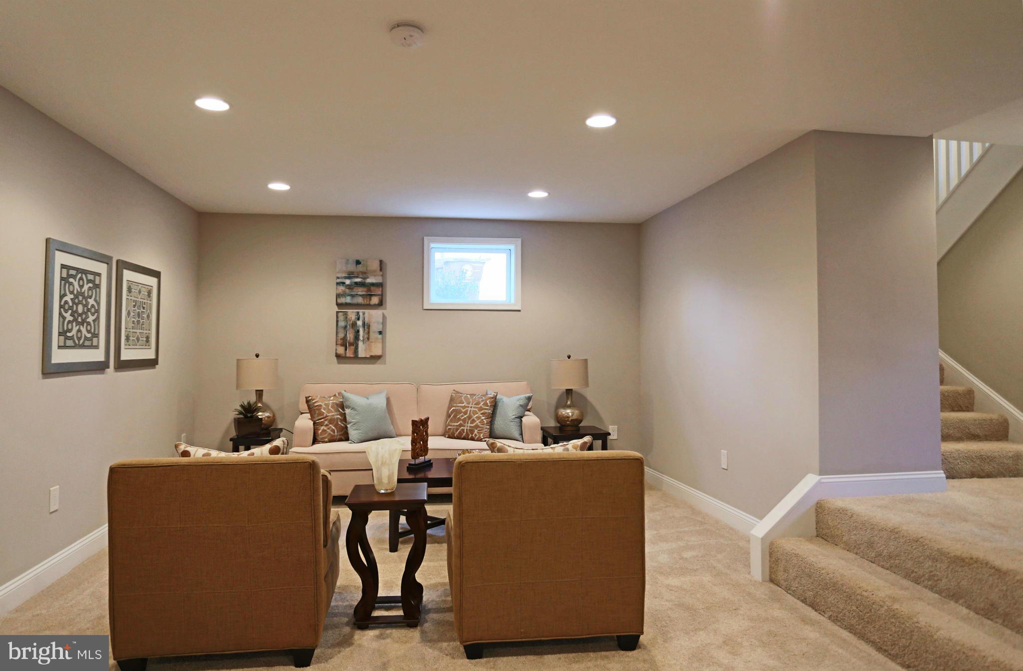 210 West George Mason Road Falls Church, VA 22046 - Photo 25 of 30 Huge Lwr Level Rec Room