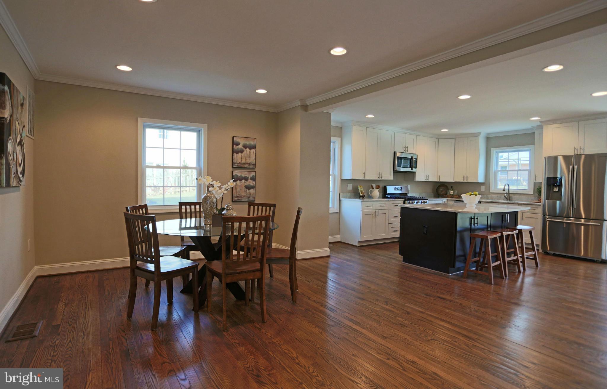 210 West George Mason Road Falls Church, VA 22046 - Photo 6 of 30 Dining Room