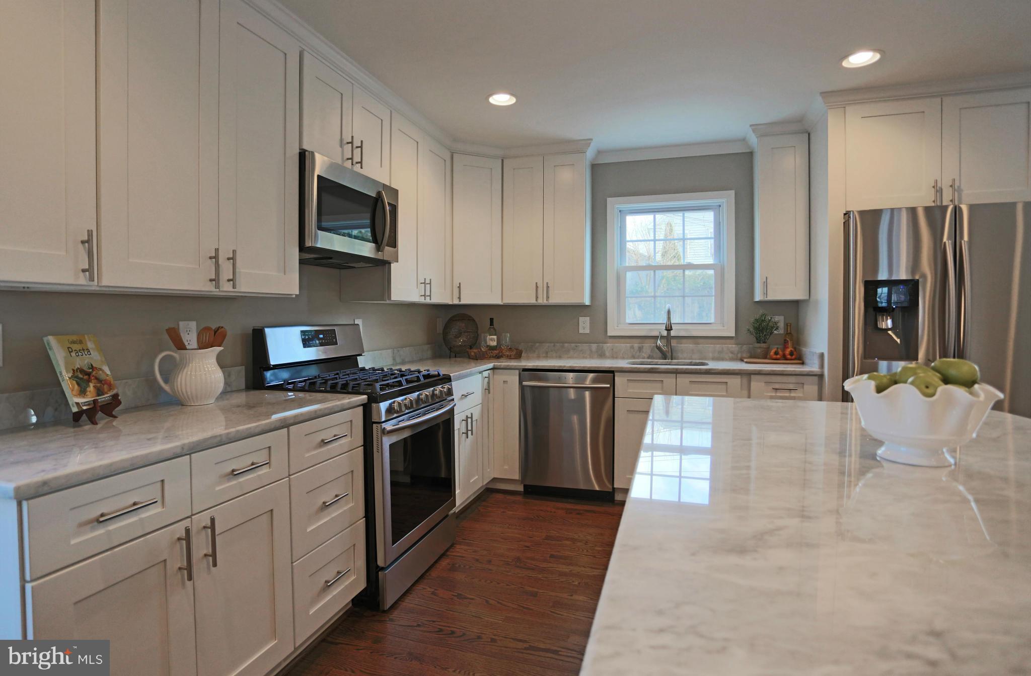 210 West George Mason Road Falls Church, VA 22046 - Photo 8 of 30 Kitchen