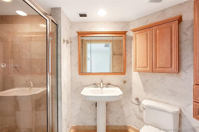 $790,000 | 3370 Hidden Bay Drive, Unit 1508, Aventura, FL 33180