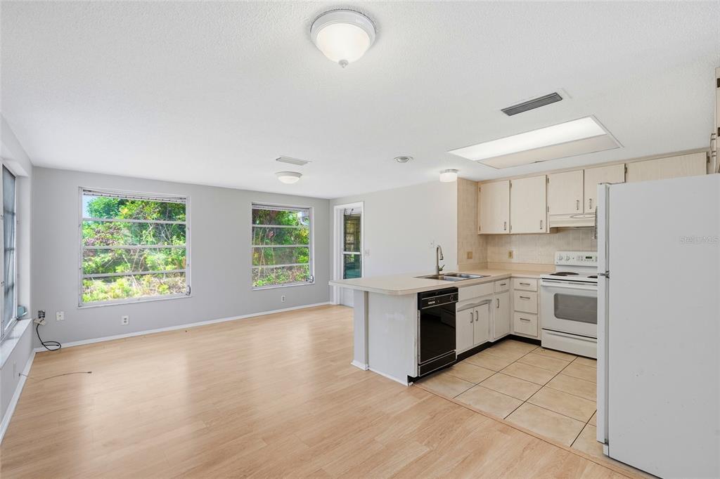 875 Ponderosa Road Venice, FL 34293 - Photo 15 of 51