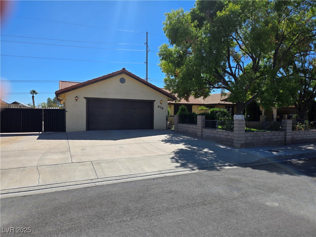 873 Montera Lane Boulder City, NV 89005 - Photo 3 of 35