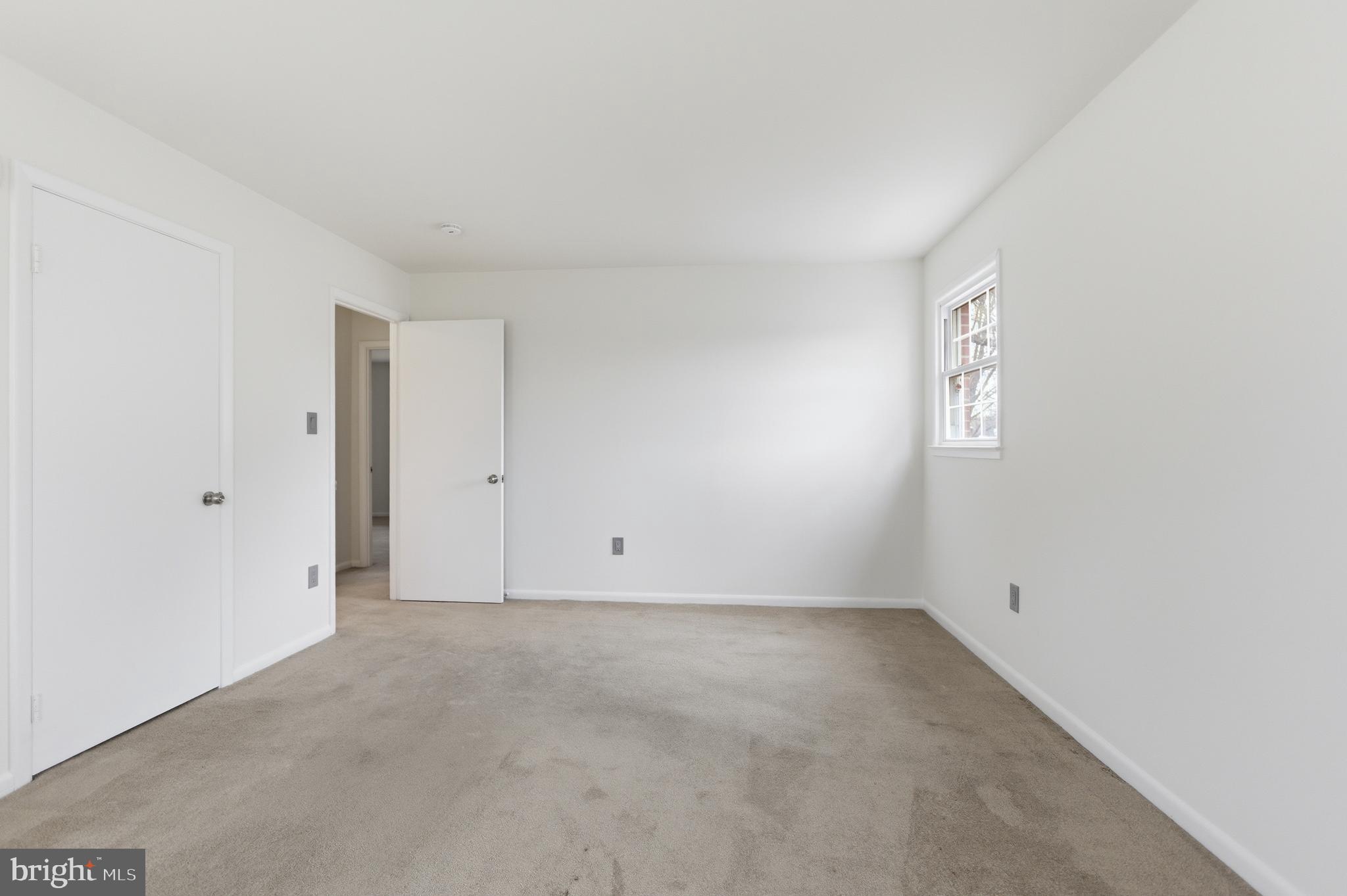 14717 Flintstone Lane Silver Spring, MD 20905 - Photo 26 of 32 a view of room