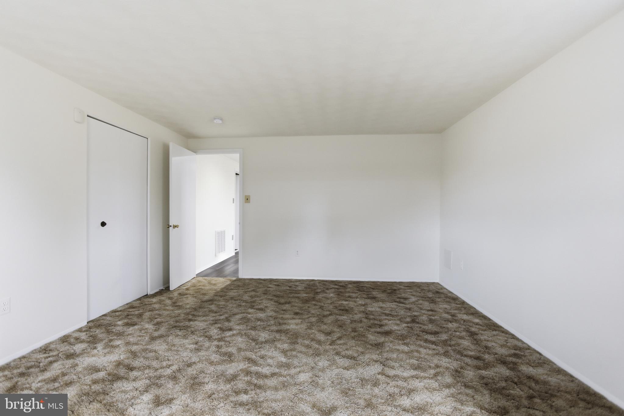 14717 Flintstone Lane Silver Spring, MD 20905 - Photo 28 of 32