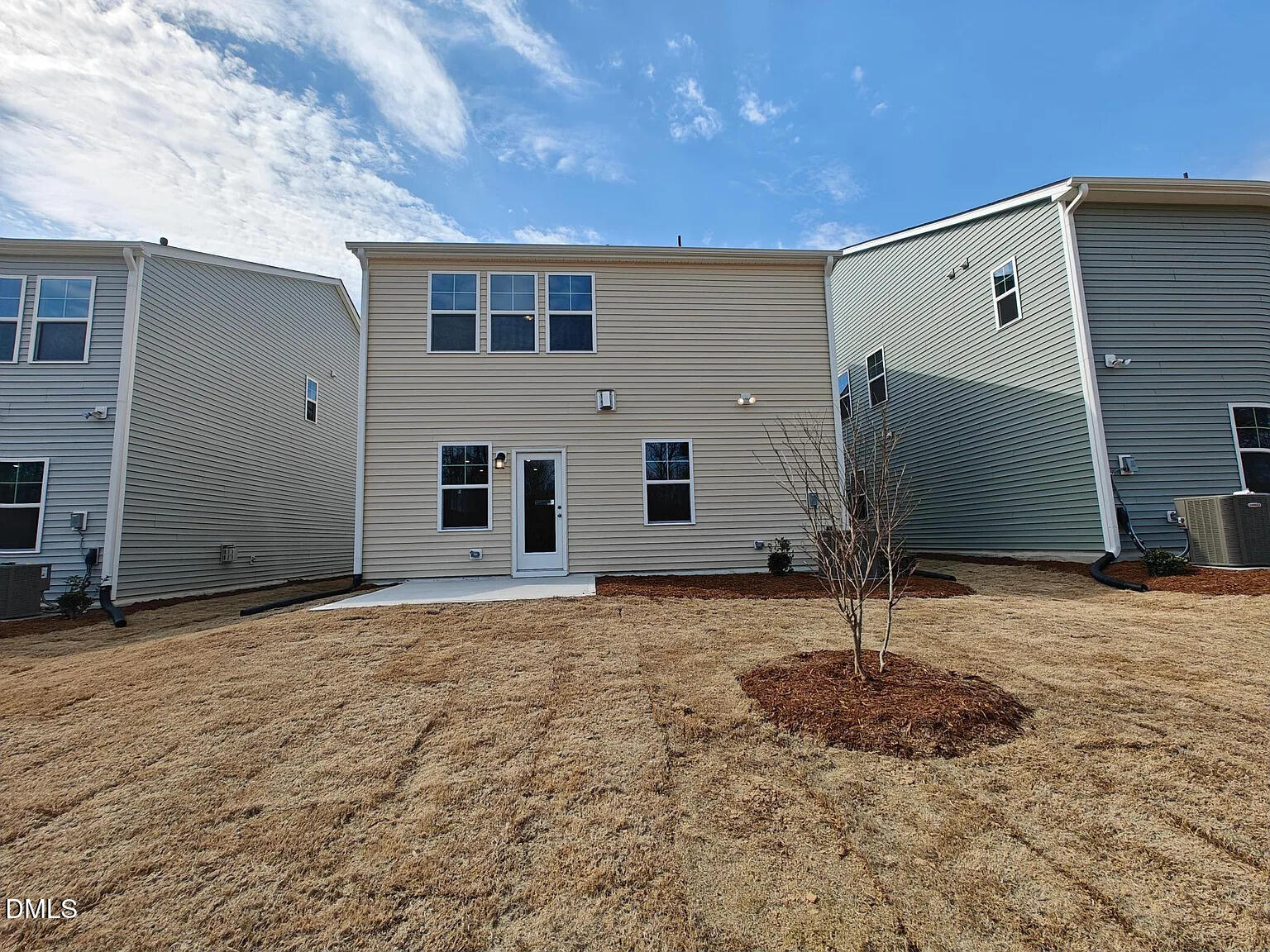 1039 Red Wing Drive Durham, NC 27703 - Photo 38 of 40 a backyard of a house