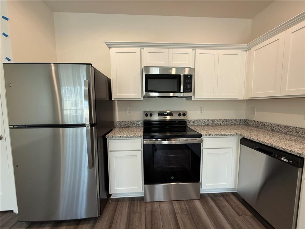 2558 Coventry Street Southwest Atlanta, GA 30331 - Photo 8 of 24 Gallery Image 8