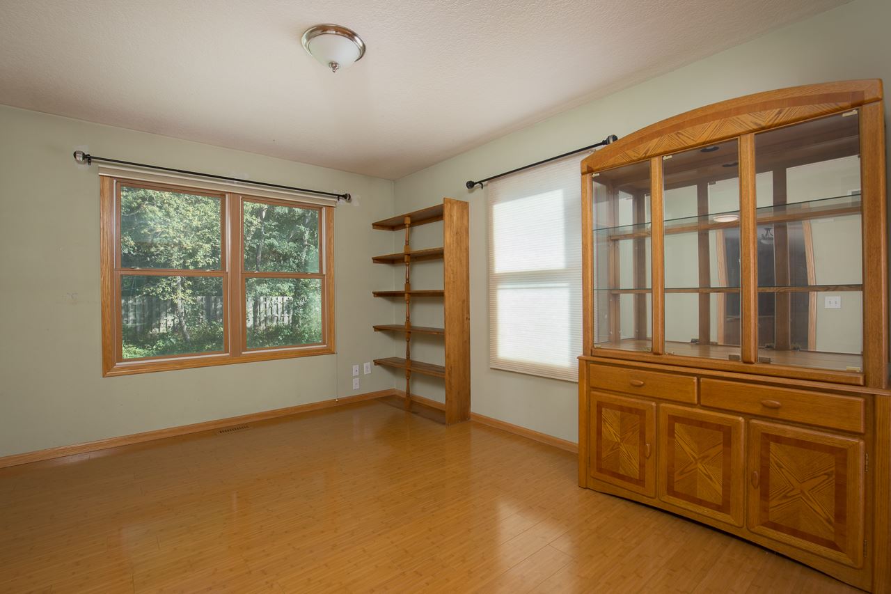 2075 Plum Tree Road Bettendorf, IA 52722 - Photo 8 of 20 Gallery Image 8