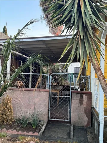 a view of outdoor space