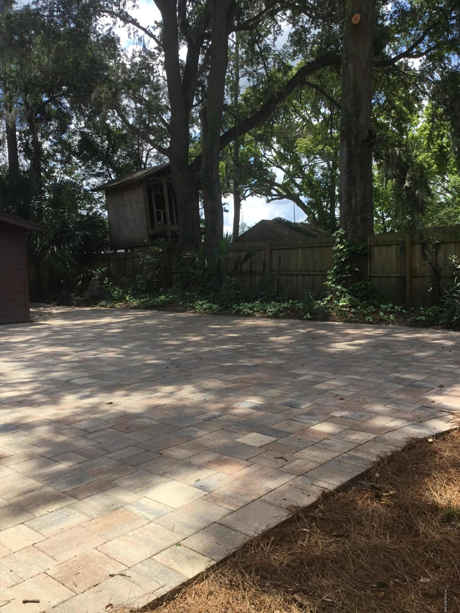 1867 Dean Road Jacksonville, FL 32216 - Photo 35 of 38 Paver Driveway