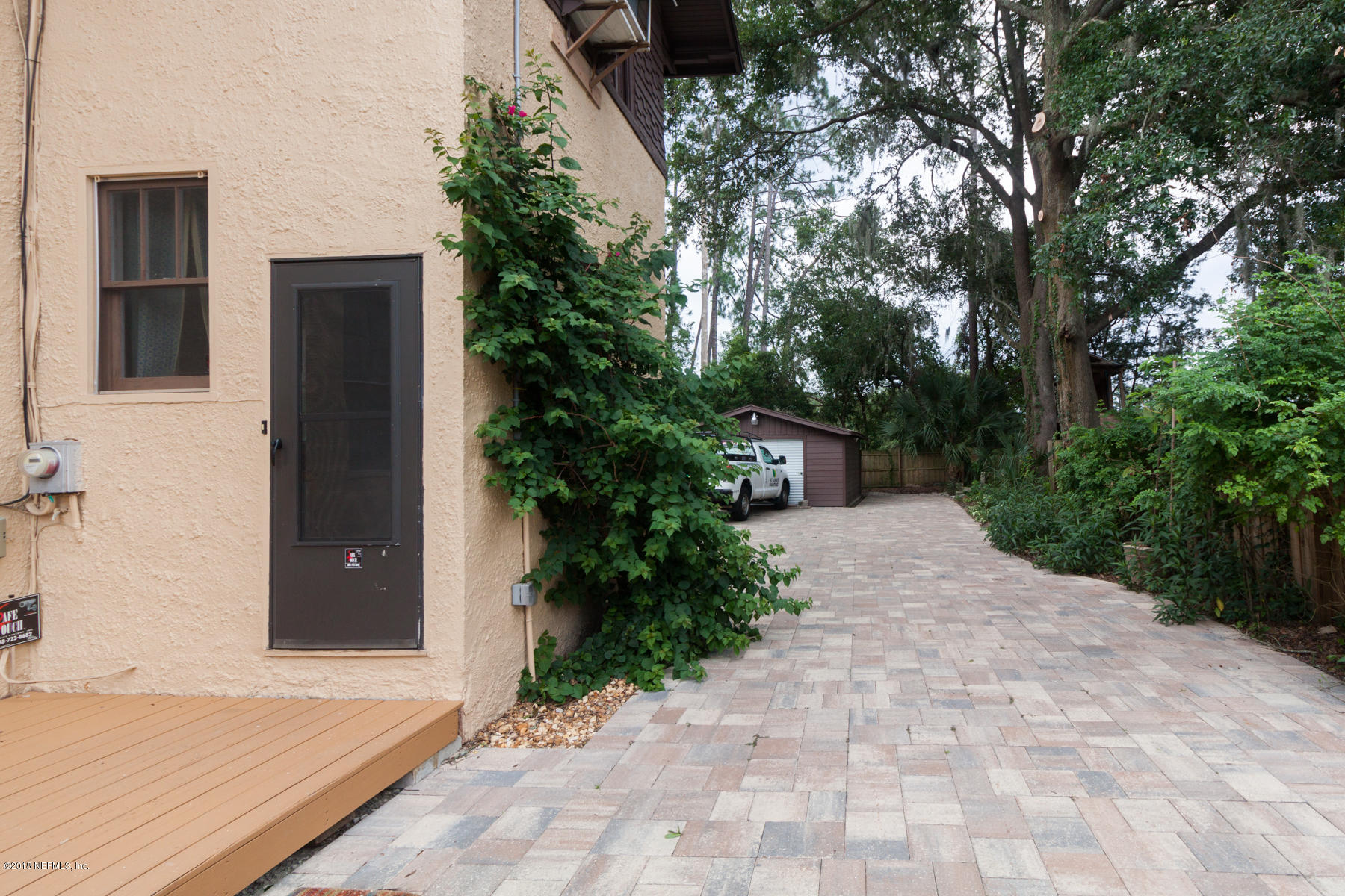1867 Dean Road Jacksonville, FL 32216 - Photo 8 of 38 Courtyard Entrance