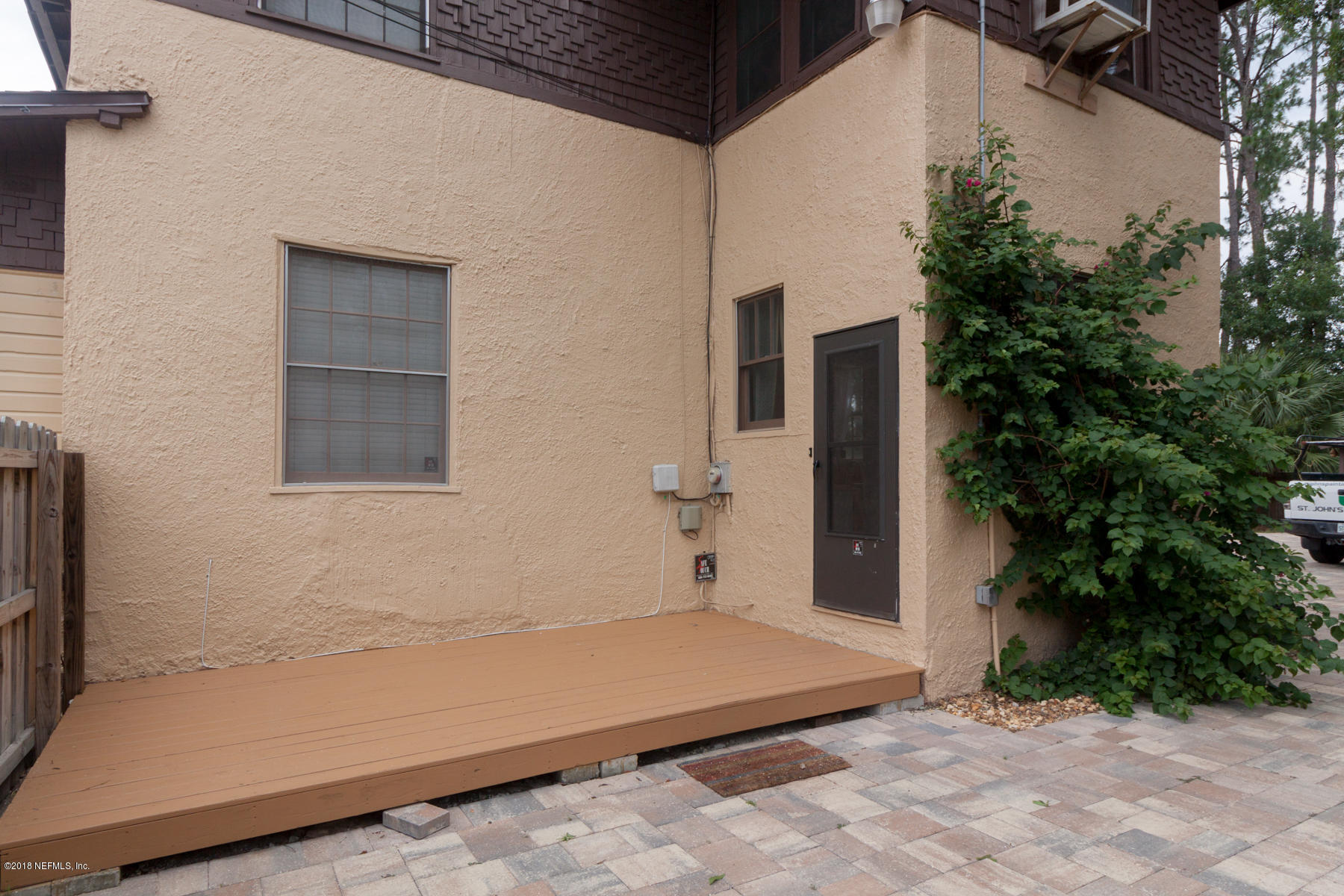 1867 Dean Road Jacksonville, FL 32216 - Photo 9 of 38 Courtyard Porch