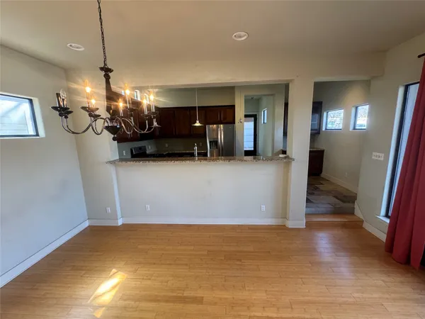 $4,000 | 1814 Maple Avenue, Austin, TX 78702