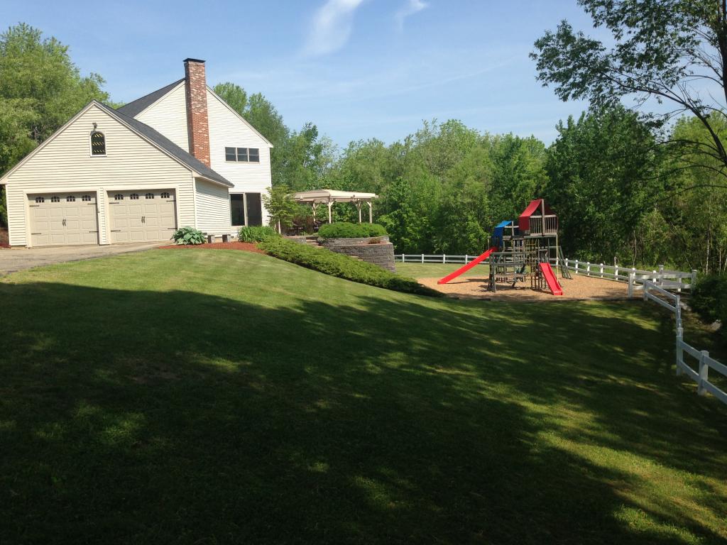 14 Wild Acres Road Gilford, NH 03249 - Photo 11 of 35 Gallery Image 11