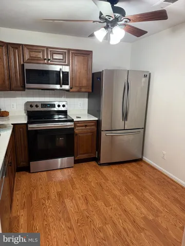 $2,150 | 8216 Catbird Circle, Unit 201, Lorton, VA 22079