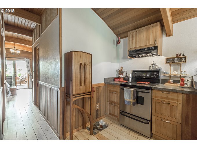 34326 Johnson's Landing Road, Unit D1 Scappoose, OR 97056 - Photo 11 of 32 Gallery Image 11