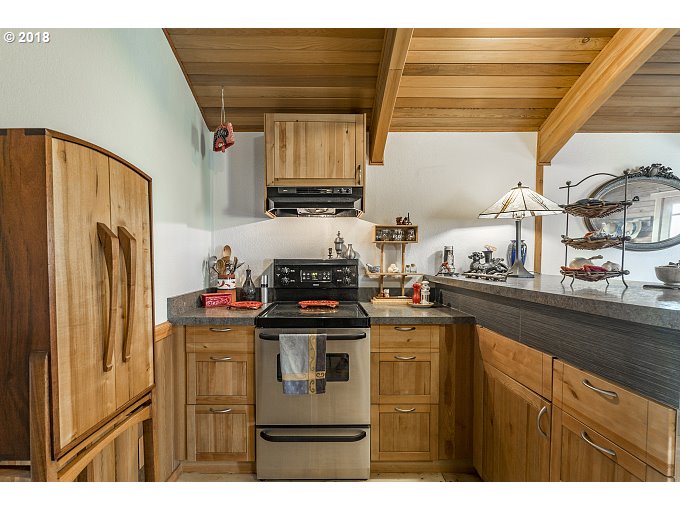 34326 Johnson's Landing Road, Unit D1 Scappoose, OR 97056 - Photo 12 of 32 Gallery Image 12