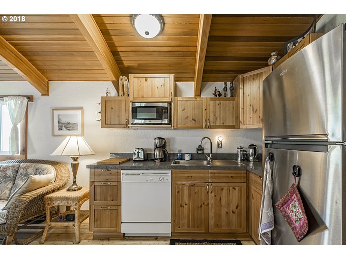 34326 Johnson's Landing Road, Unit D1 Scappoose, OR 97056 - Photo 13 of 32 Gallery Image 13