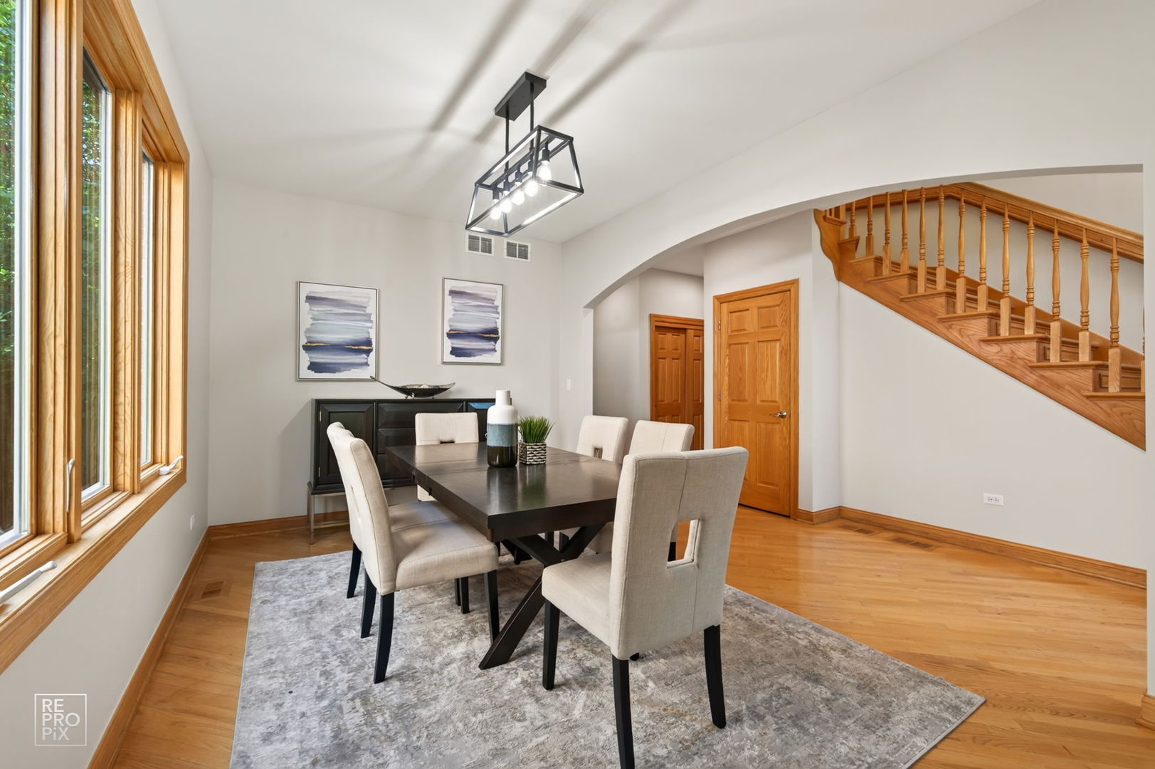 1017 Red Oak Street Addison, IL 60101 - Photo 9 of 46 Gallery Image 9