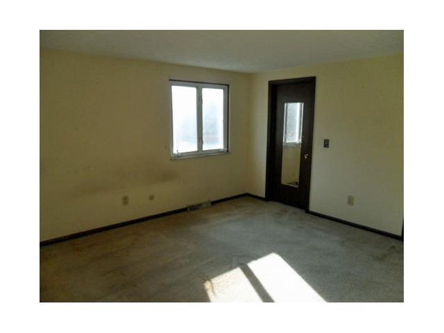 97 Yorkshire Road Delaware, OH 43015 - Photo 7 of 10 Gallery Image 7