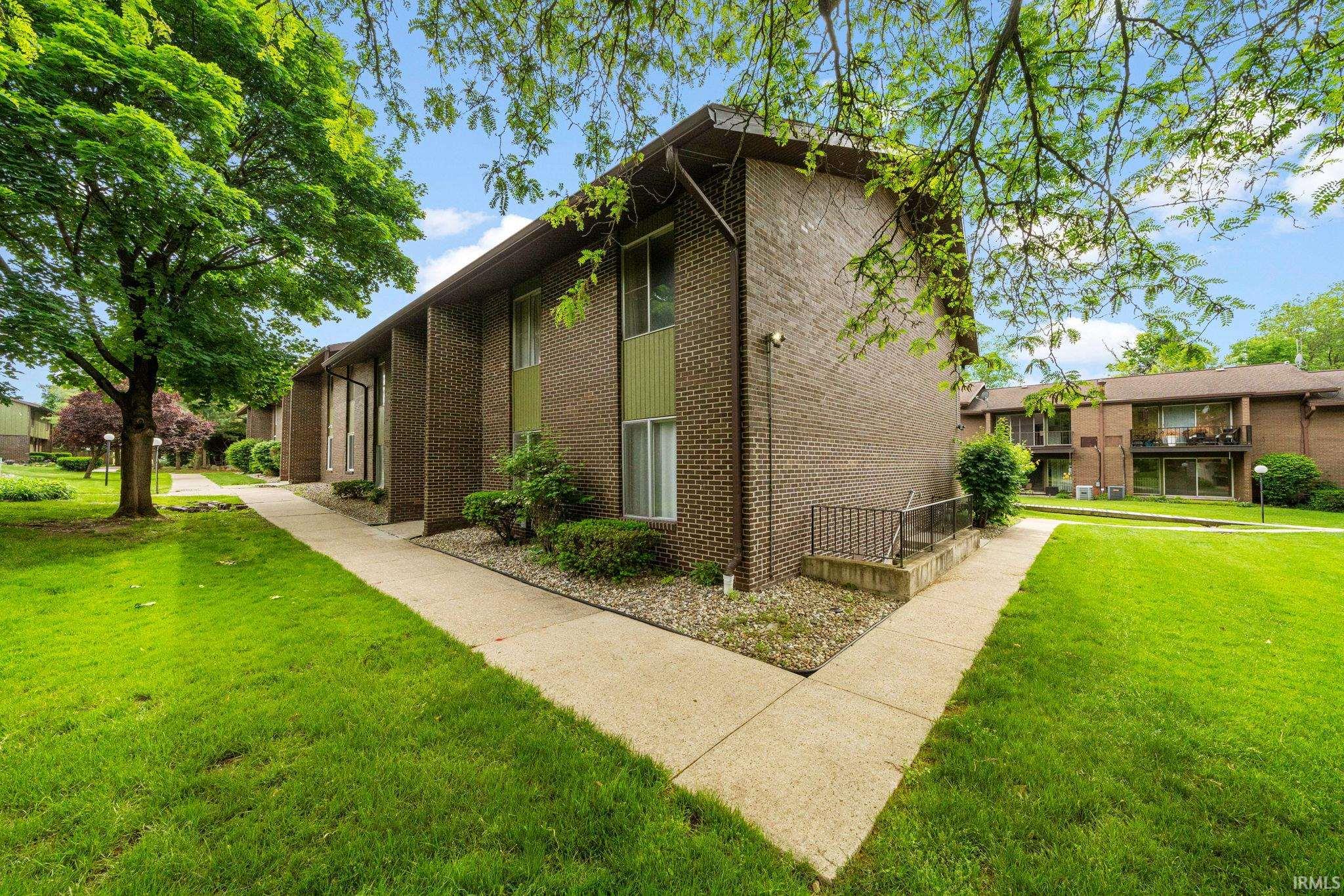 2500 Topsfield Road, Unit 512 South Bend, IN 46614 - Photo 3 of 21